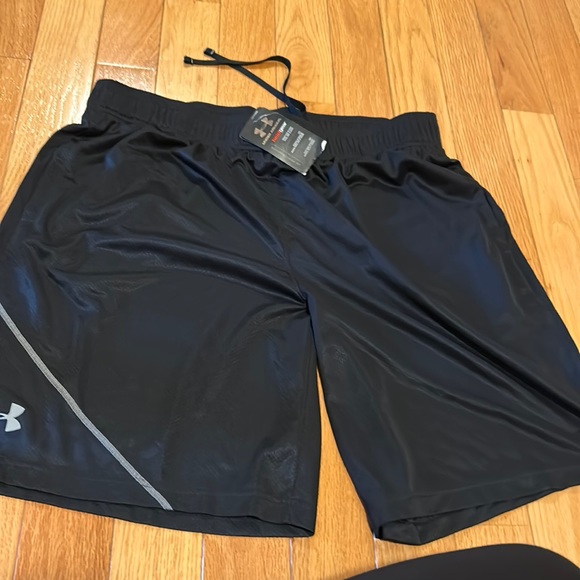 Under Armour Shorts Mens Black Under Armor Shorts Brand New W Tags